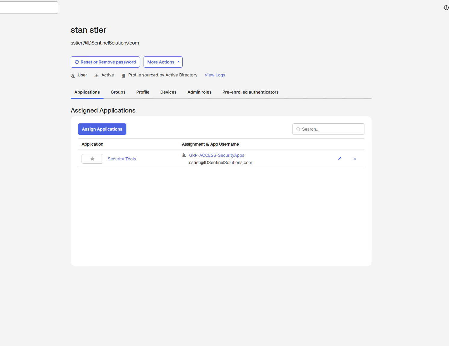 App swap confirmed — HR Portal removed, Security Tools assigned